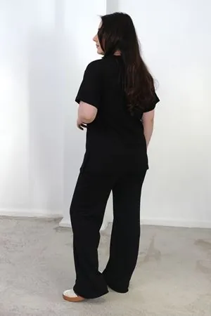 RENKTE BÜYÜK BEDEN V YAKA SİYAH MODAL TAKIM