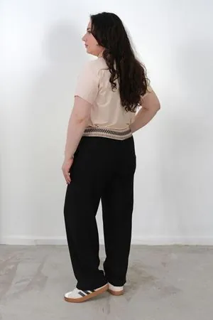 RENKTE BÜYÜK BEDEN ALAÇATI STİLİ SİYAH PANTOLON