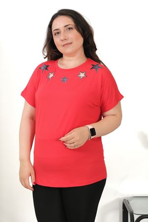 RENKTE BÜYÜK BEDEN YILDIZLI PULLU NAKIŞLI KIRMIZI BLUZ