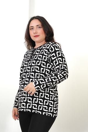 RENKTE BÜYÜK BEDEN KUŞGÖZÜ DETAY DESENLİ UZUN KOL BLUZ