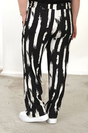 RENKTE BÜYÜK BEDEN CEPLİ BELİ LASTİKLİ  BOL PAÇA PANTALON