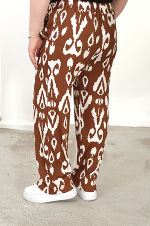 RENKTE BÜYÜK BEDEN CEPLİ BELİ LASTİKLİ  BOL PAÇA PANTALON