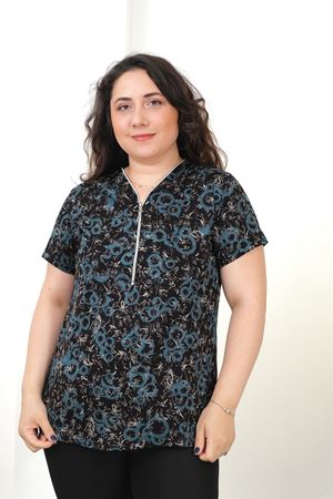 RENKTE BÜYÜK BEDEN FERMUARLI DESENLİ BLUZ