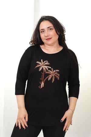 RENKTE BÜYÜK BEDEN PALMİYE PULLU NAKIŞLI KAPRİ KOL SİYAH BLUZ