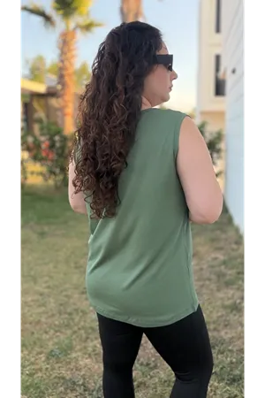 RENKTE ÖZEL ÜRETİM BÜYÜK BEDEN YEŞİL KALIN ASKILI ATLET