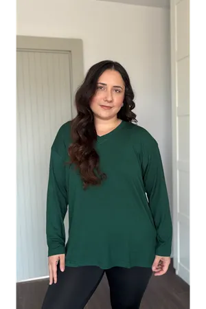 RENKTE ÖZEL ÜRETİM BÜYÜK BEDEN V YAKA YIRTMAÇLI UZUN KOL ZÜMRÜT BLUZ