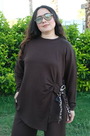 RENKTE ÖZEL ÜRETİM BÜYÜK BEDEN FULARLI KAHVERENGİ TAKIM