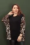 RENKTE BÜYÜK BEDEN SİYAH LEOPAR ASİMETRİK BLUZ