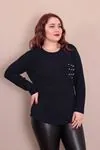 RENKTE BÜYÜK BEDEN CEBİ NİŞANTAŞLI LACİVERT TRİKO