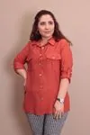 RENKTE BÜYÜK BEDEN CEPLİ KİREMİT KETEN BLUZ