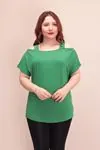 RENKTE KAYIK YAKA YEŞİL BLUZ