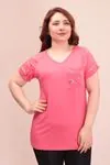 RENKTE KOLLARI YIRTIK CEBİ KUŞ GÖZÜ PEMBE BLUZ