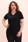 RENKTE ÖNÜ DANTELLİ V YAKA SİYAH BLUZ