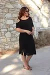 RENKTE TEK OMUZU ASKILI ETEK UCU FİSTOLU SİYAH ELBİSE