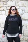RENKTE KAPŞONLU YAZILI SİYAH SWEAT