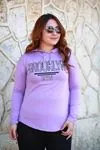 RENKTE KAPŞONLU YAZILI MOR SWEAT