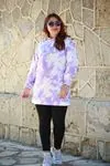 RENKTE KAPŞONLU DESENLİ SWEAT