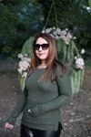 RENKTE U YAKA HAKİ YEŞİL BLUZ