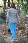 RENKTE GRİ ÇİÇEKLİ ALT ÜST PİJAMA TAKIMI