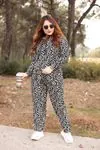 RENKTE DESENLİ KADİFEMSİ DOKUDA ESNEK TAKIM