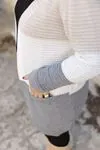 RENKTE ÜÇ RENKLİ BEL BAĞLAMALI KALIN TRİKO HIRKA&CEKET
