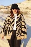 RENKTE DESENLİ KALIN TRİKO HIRKA&CEKET