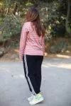 RENKTE GENİŞ KESİM YAN ŞERİTLİ SİYAH EŞOFMAN