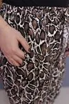 RENKTE LEOPAR DESEN KADİFE PANTOLON