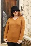RENKTE ÇİFT OMUZ TAŞLI SIRT BİYELİ HARDAL TRİKO BLUZ