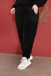 RENKTE GENİŞ KESİM SİYAH PELUŞ TAKIM