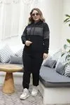 RENKTE ORTA KARE DESENLİ SİYAH EŞOFMAN TAKIMI