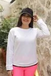 RENKTE ÇİFT GÖRÜNÜMLÜ BEYAZ SWEAT
