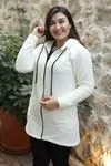 RENKTE UZUN BEYAZ PELUŞ CEKET