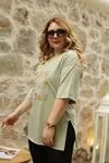 RENKTE NAKIŞ YAZILI DUBLE KOL MİNT TSHİRT