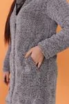 RENKTE GENİŞ KESİM GRİ PELUŞ MONT&CEKET