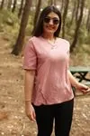 RENKTE KRUVAZE YANDAN BAĞLAMALI PUDRA KETEN BLUZ