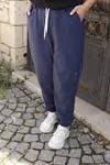 RENKTE BAĞCIKLI GENİŞ KESİM LACİVERT EŞOFMANALTI