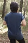 RENKTE OMUZU FİLE TAŞLI LACİVERT TSHİRT