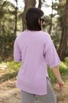 RENKTE DİRSEK KOL YAN YIRTMAÇLI LİLA T-SHİRT