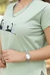 RENKTE KEDİ NAKIŞLI MİNT T-SHİRT