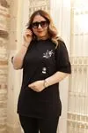 RENKTE PANDA DESENLİ SİYAH T-SHİRT