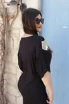 RENKTE OMUZLARI KANAT PULLU SİYAH BLUZ