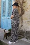 RENKTE GENİŞ KESİM DESENLİ HELEN TAKIM