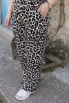 RENKTE GENİŞ KESİM DESENLİ HELEN TAKIM