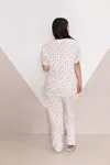 RENKTE DESENLİ KISA KOL PİJAMA TAKIMI