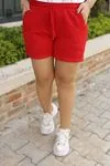 RENKTE BEL LASTİKLİ KIRMIZI ŞORT