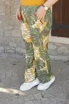 RENKTE DESENLİ ESNEK STANDART KAŞKORSE PANTOLON