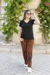 RENKTE KAŞKORSE DESENLİ ESNEK TAKIM