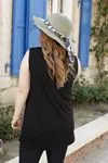 RENKTE GENİŞ KESİM ASKILI ESNEK SİYAH TUNİK