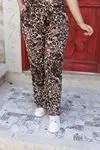 RENKTE GENİŞ KESİM DESENLİ HELEN TAKIM